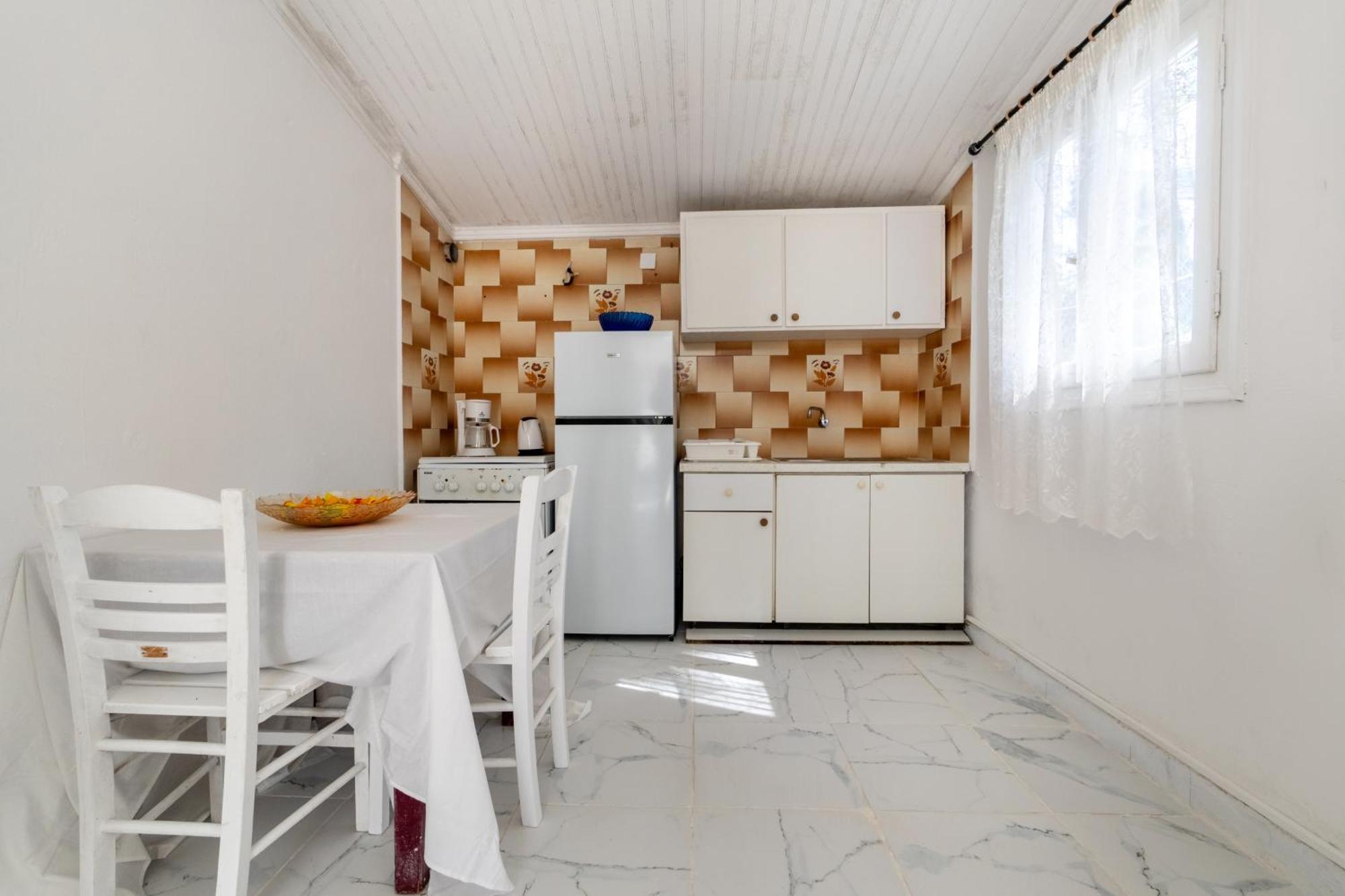 Blue House Apartment Dafnila ภายนอก รูปภาพ